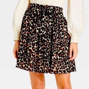 Leopard print skirt-Excellent Condition